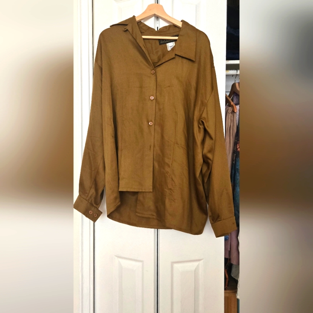 Blouse - Pure Virgin Wool Button-Up Shirt